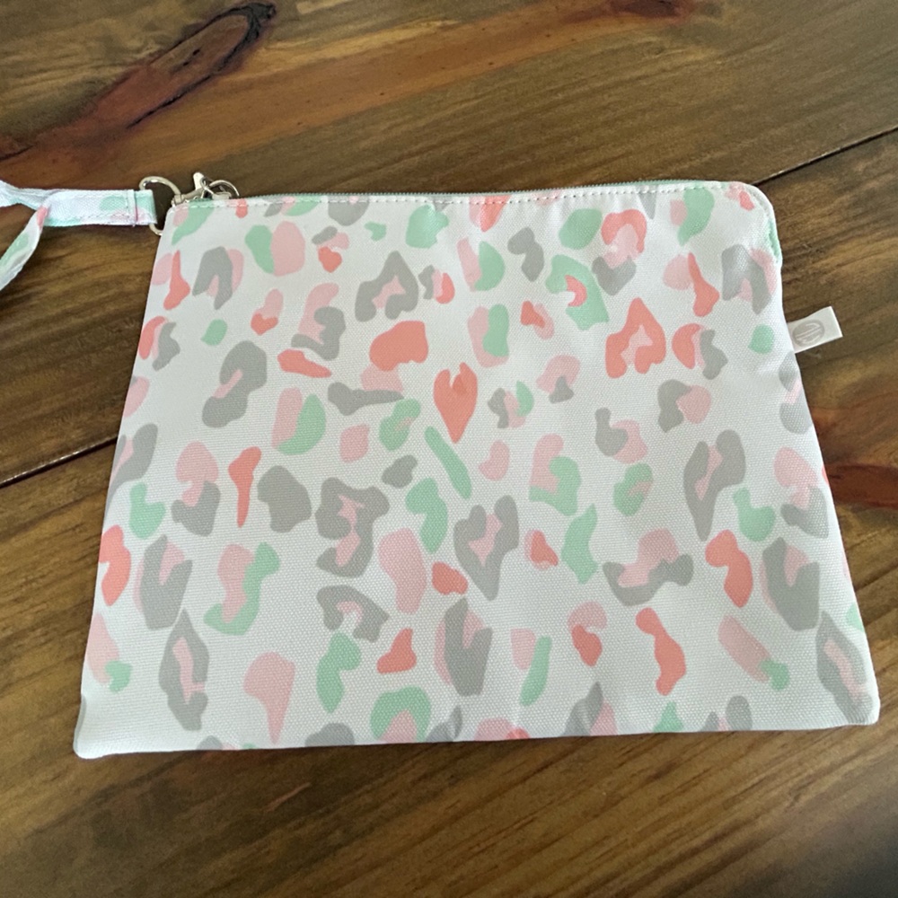 ✨Stylish Multicolor Women's Clutch